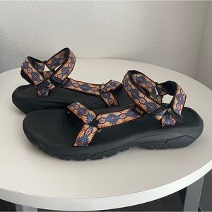 TEVA hurricane xlt2 womens size 10 sandals